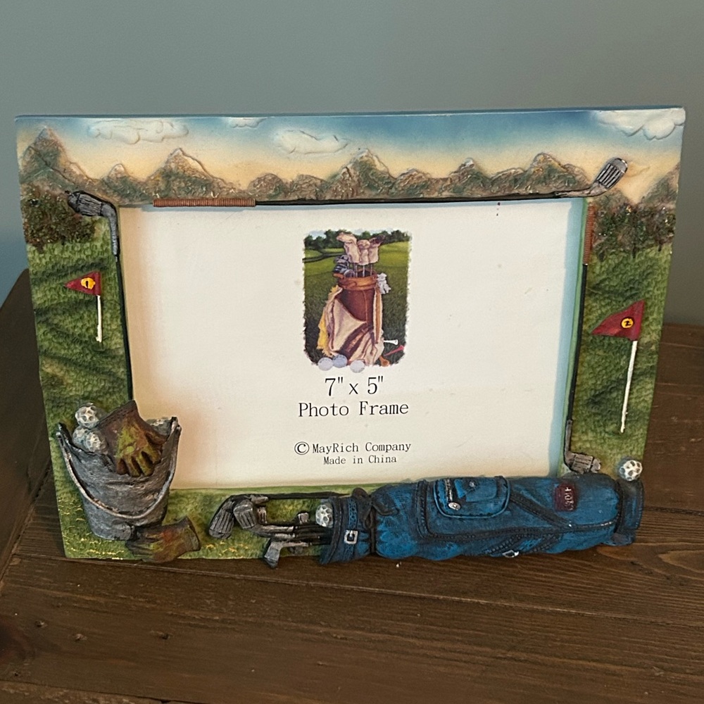 MayRich Co. Ceramic Resin 3-D Golf Themed Vintage Frame Fits 7”x 5” Photo